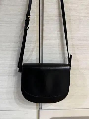 YAHKI 숄더백