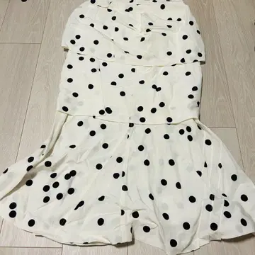 물방울 패턴 도트 머메이드 스커트 프릴 AKIRANAKA