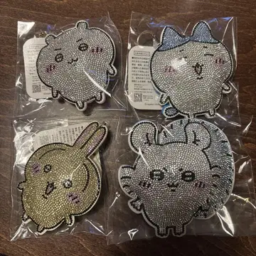 치이카와 큐빅 키링 치이카와 하치와레 토끼 모몽가 4종 세트