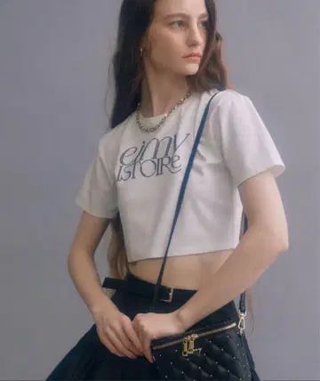 eimy 펄 로고 핏 티셔츠