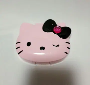 초레어 헬로키티 붙이는 속눈썹 케이스