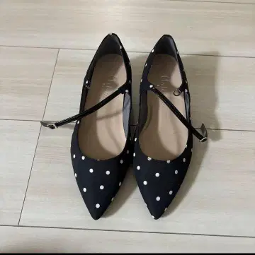 다이애나 도트 펌프스