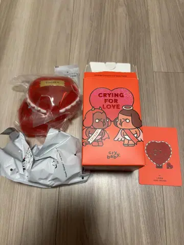 POP MART cry baby HEART BROKEN 피규어