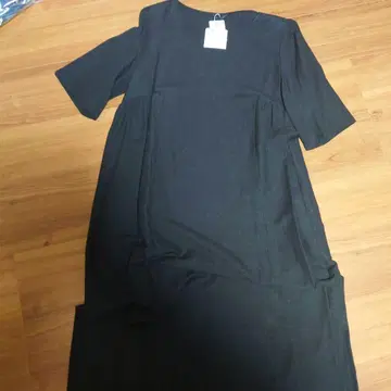 TABASA 블랙 반팔 롱 원피스