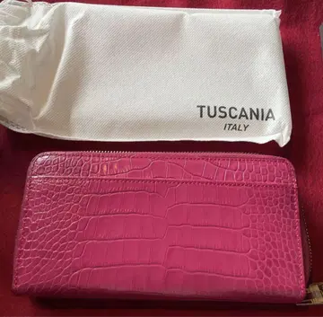 TUSCANIA 핑크 장지갑 크로커다일