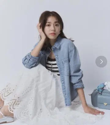 사 저스길리티 자수 스커트