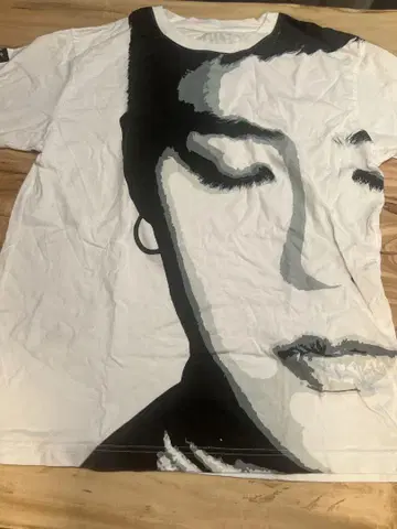 BIGBANG GDragon 지용 사진 티셔츠 공식 팬미 미사용