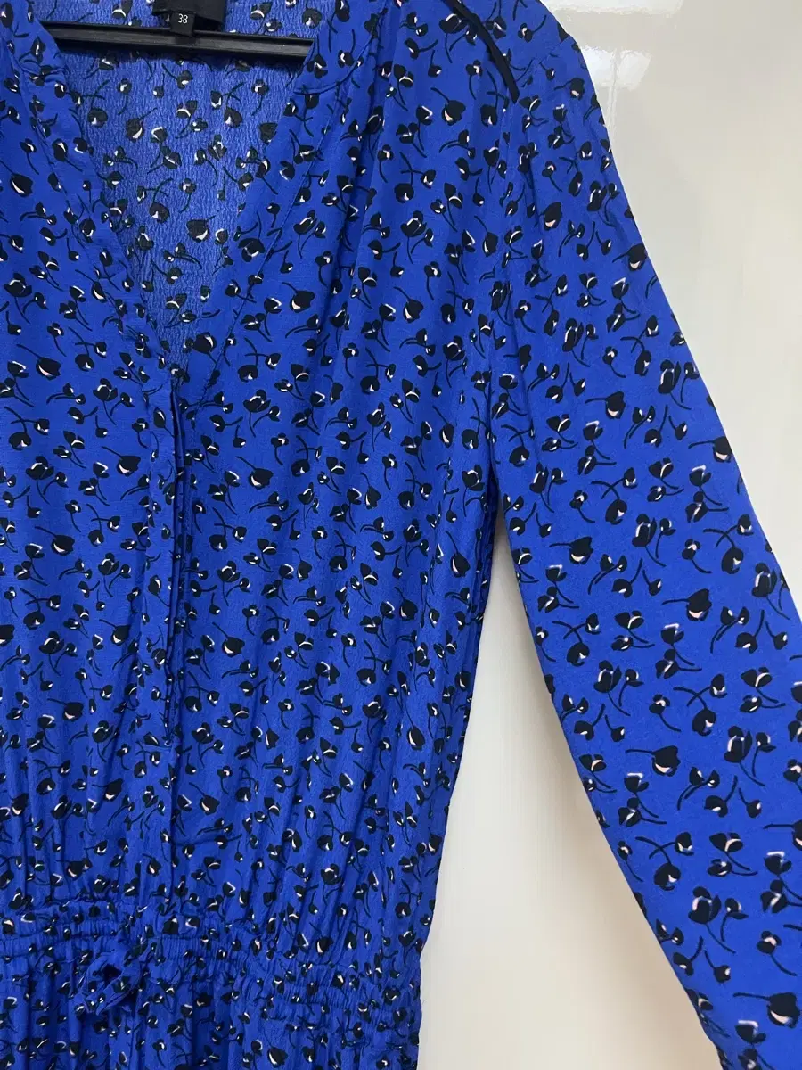 Product Details - 6
