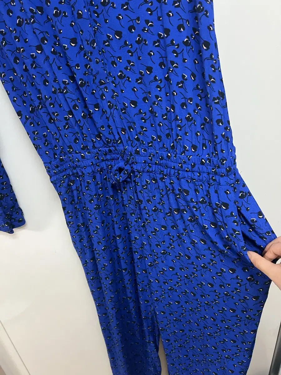 Product Details - 8