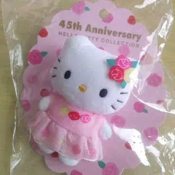 키티 45주년 마스코트 브로치