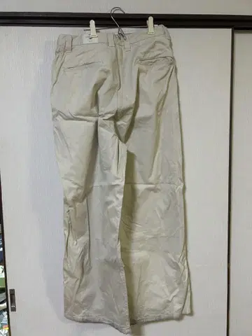name 베이지 치노 팬츠