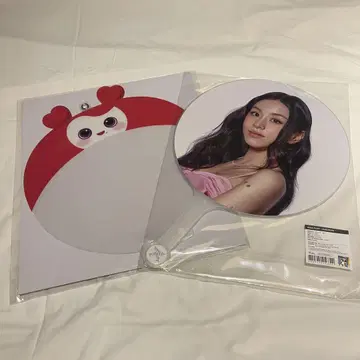 TWICE LOVELY IMAGE PICKET 부채 체영