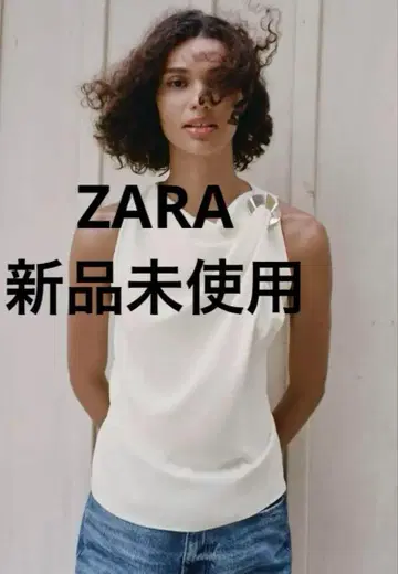 미사용 새상품 ZARA 슬리브리스 상의 화이트 원포인트 여름 자라