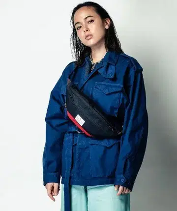 새상품 MAKAVELIC MONOCULAR WAIST BAG 네이비