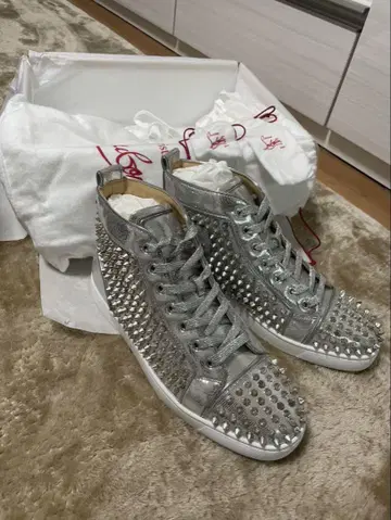 크리스찬 루부탱 1180210 SV71