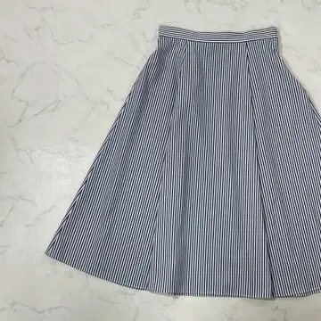 새상품급 UNTITLED 일본제 절개 스트라이프 플레어 미디 스커트 2