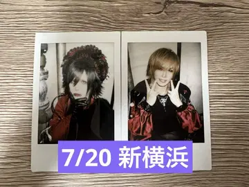 Royz 기나키 토모야 폴라로이드