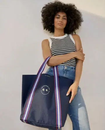 ANYA HINDMARCH 유니버셜 백 x 영국 테스코