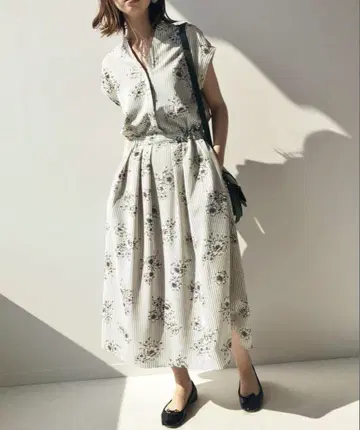 이에나 스트라이프 플라워 스키퍼 셔츠 원피스