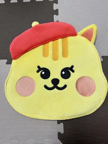 NiziU 부채 커버