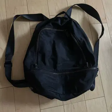 Lululemon 블랙 백팩