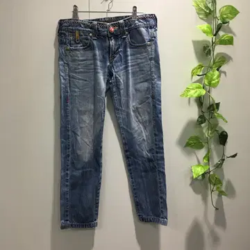 에드윈 스트레이트 데님 팬츠 G 팬 자수 블루 계열 M 사이즈