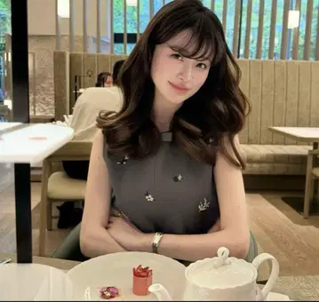 비비 bibiy B. GARDEN TOP