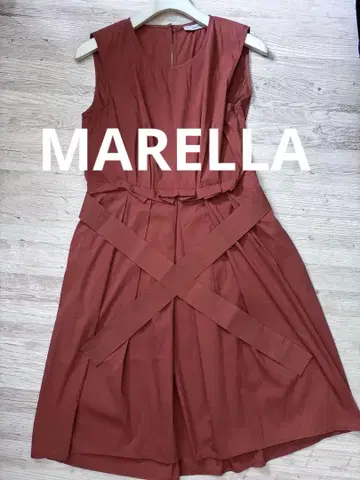 MARELLA 슬리브리스 티셔츠 원피스