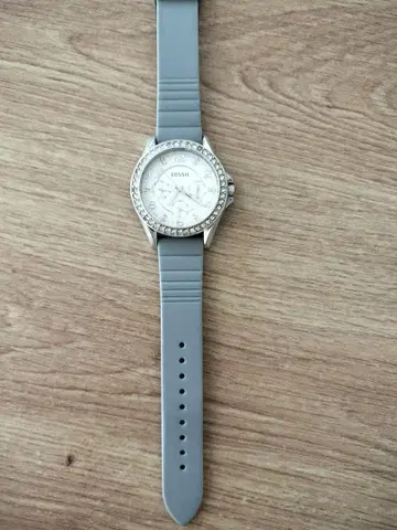 FOSSIL 그레이 손목시계 중고품