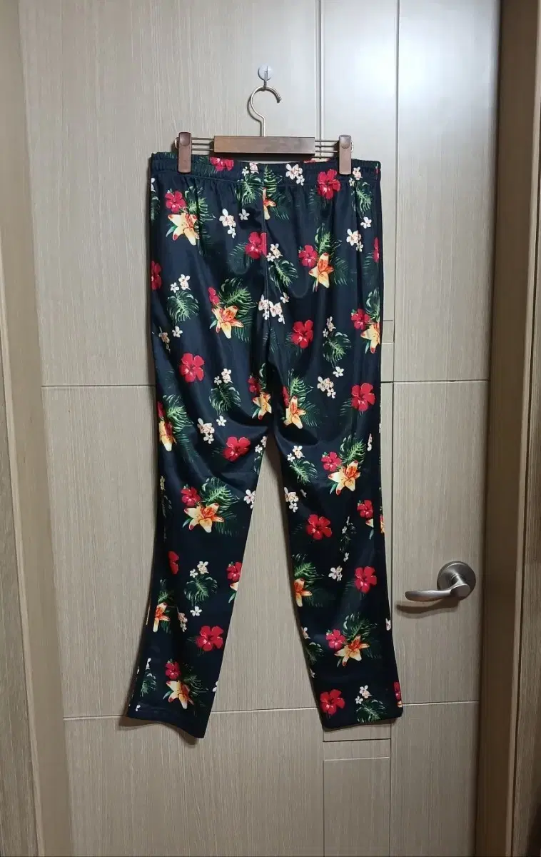 Product Details - 3