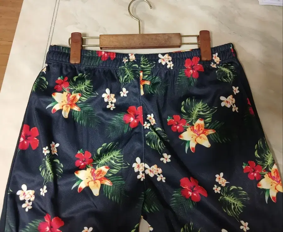 Product Details - 4