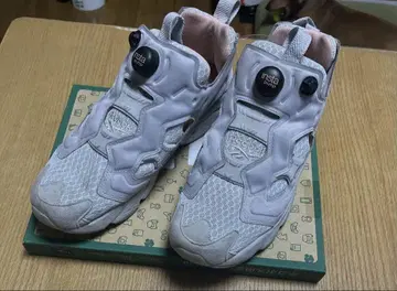 리복 Instapump Fury 그레이/핑크