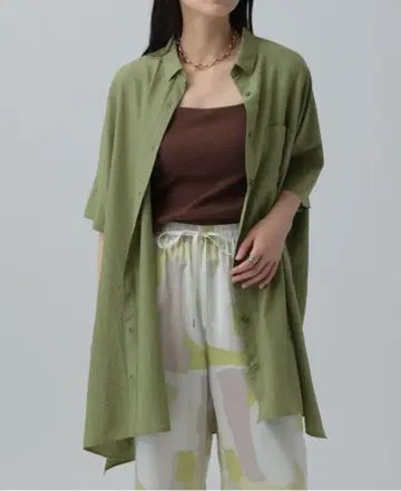 *중고* 'LEPSIM 사라키레 판초 튜닉 SS' 색상: 그린