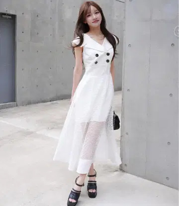 오프 숄더 칼라 메쉬 플레어 원피스