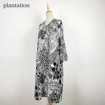 plantation 모노톤 원피스 얇은 소재 약간 비침 원피스