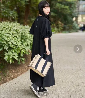 사우전드 마일 퍼프 슬리브 롱 원피스