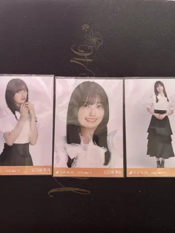 노기자카46 이오키 마오 브로마이드 빅 보타이 블라우스 컴프