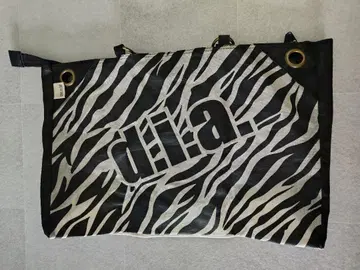 d.i.a. 제브라 패턴 토트백 샵 백