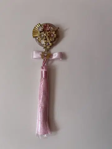 핸드메이드 브로치