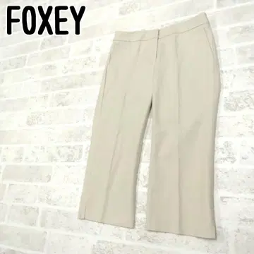 FOXEY BOUTIQUE 폭시 7부 기장 팬츠 사이즈 38