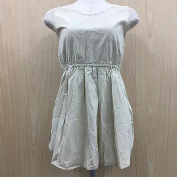 코코딜 슬리브리스 튜닉 F0722A01