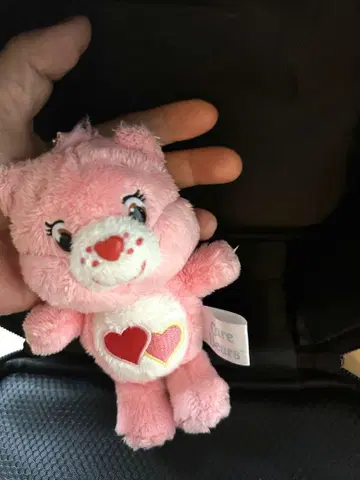 핑크 하트 무늬 봉제 인형
