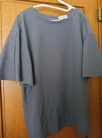 UNITED ARROWS 그레이 반팔 상의