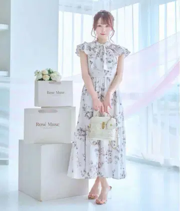 rosemuse 로제뮤 로즈 프린트 플레어 드레스