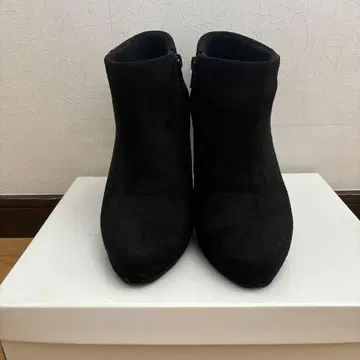 RANDA 스웨이드 부츠