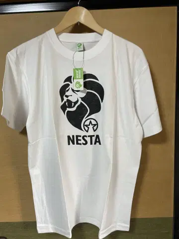 신상품! NESTA 라이온 로고 티셔츠 화이트