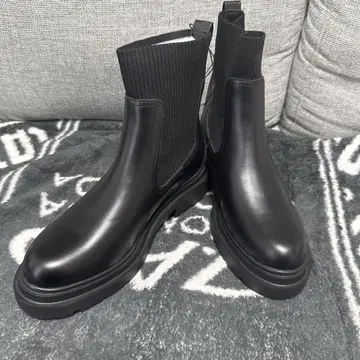 블랙 사이드 고어 부츠 통굽 밑창