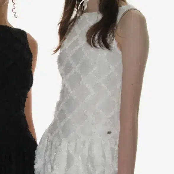 crank FRILL SNAP SLEEVELESS WHITE 韓国 フリル MUSINSA | CRANK Frill Snap Sleeveless_White