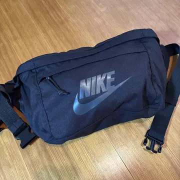 Nike 바디백 블랙 10리터