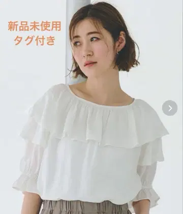 택 포함 미사용 새상품 그로브 린넨풍 더블 프릴 블라우스 화이트 반팔